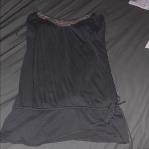 Greenish gray color with filling on top